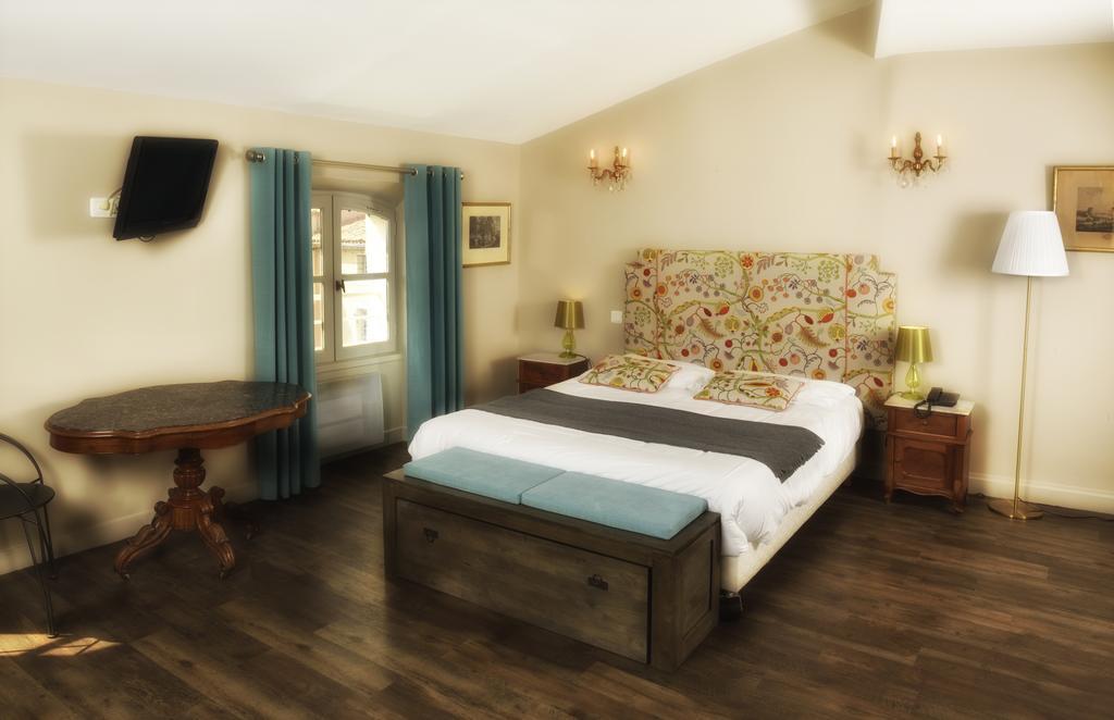 L'Esplan Hotel Сен-Пол-Троа-Шато Екстериор снимка