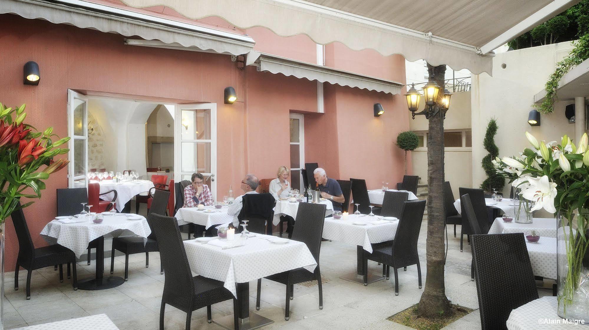 L'Esplan Hotel Сен-Пол-Троа-Шато Екстериор снимка